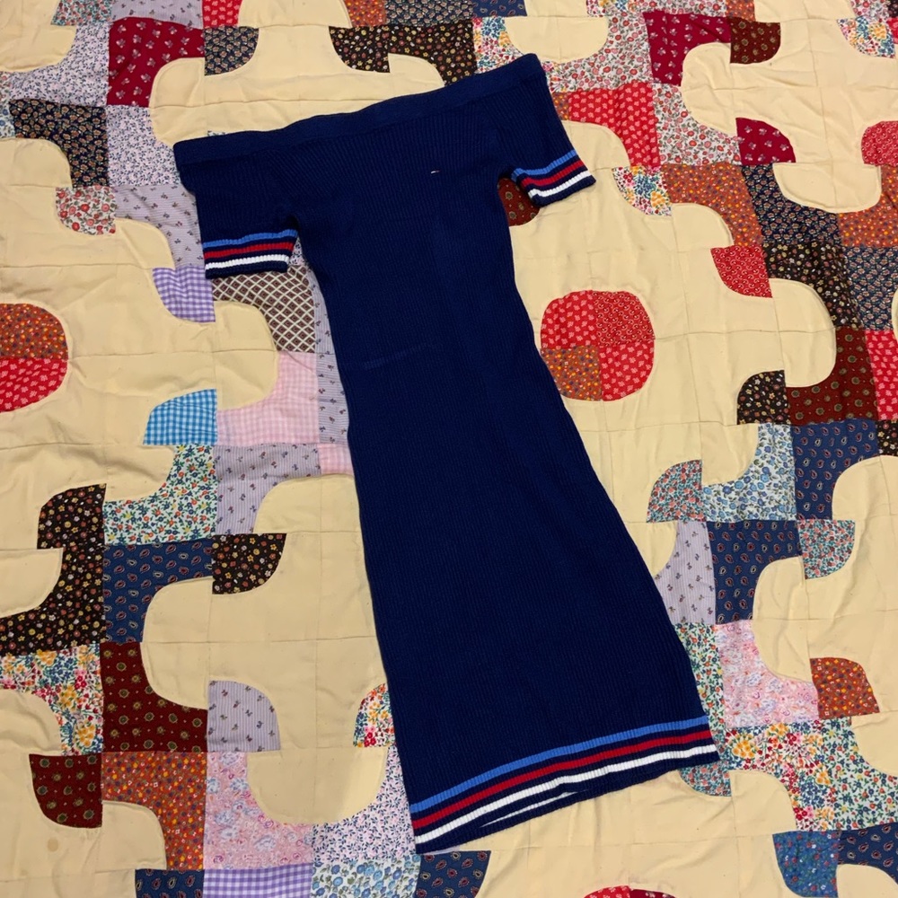 Tommy Hilfiger blue off the shoulder knit bodycon dress
